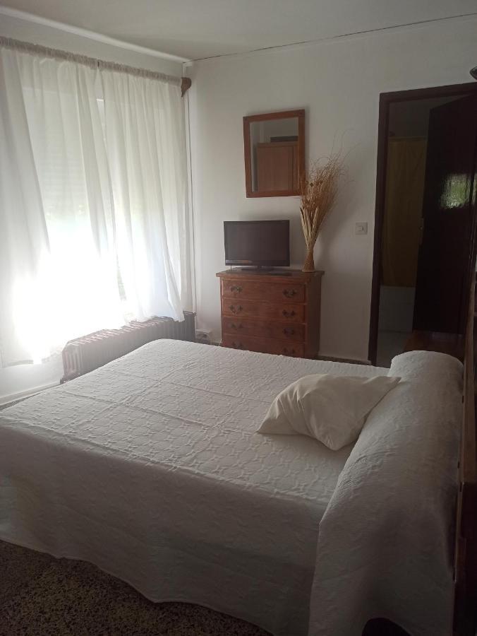 Hostal Restaurante El Burguiyo El Barraco Kültér fotó